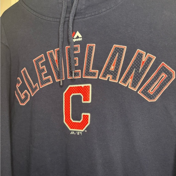 Cleveland Indians Majestic Navy Hoodie - Picture 2 of 3